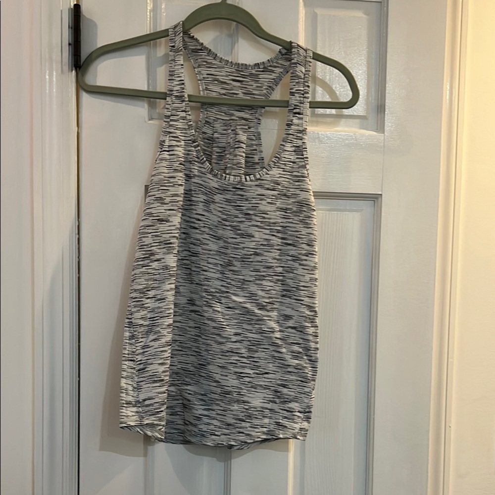 Lululemon Athletica Gray and White Sleeveless Tank Top